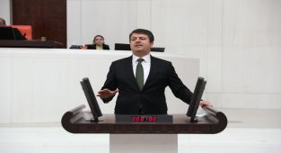 Milletvekili Tutdere Jeofizik mühendislerinin sorunlarını TBMM'ye taşıdı - Videolu Haber