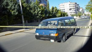 Minibüsün çarptığı yaşlı kadın hayatını kaybetti - Videolu Haber