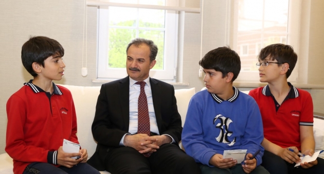 Minik Gazeteciler İlk Röportajlarını Başkan Kılınç ile Yaptı