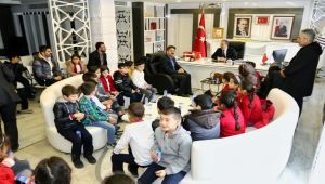 Minik Öğrencilerden, Başkan Kılınç’a Ziyaret