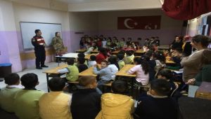 Minik Öğrencilere Jandarma Teşkilatı Anlatıldı