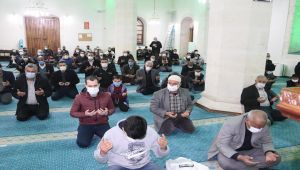 Miraç Kandil'inde camiler doldu taştı