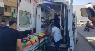 Motosikletin çarptığı kadın hastaneye kaldırıldı - Videolu Haber