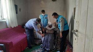 Müftülükten tekerlekli sandalye desteği devam ediyor