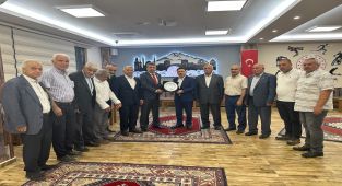 Muhtarlar Federasyonundan Vali Çiçek’e ziyaret