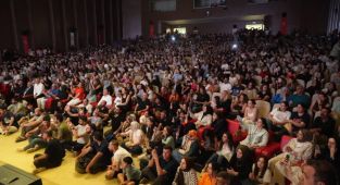 Musa Eroğlu’ndan Adıyaman’da unutulmaz konser - Videolu Haber