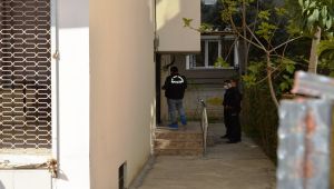 Nefes borusuna çilek kaçan otizmli çocuk öldü - Videolu Haber