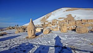 Nemrut Dağı’nda kartpostallık görüntü