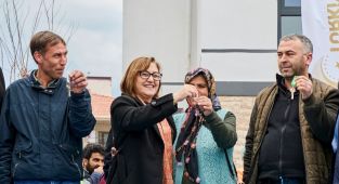 Nurdağı’nda tamamlanan konutlar sahiplerine teslim ediliyor