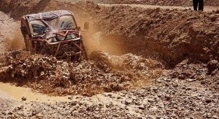 Off-road tutkunları Elbistan’da ‘Deprem Şehitleri İçin Buluştu’ - Videolu Haber