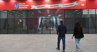 Öğrenciler istedi büyükşehir yaptı