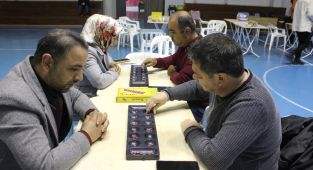 Öğretmenler arası mangala turnuvası düzenlendi