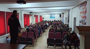 Öğretmenler ve öğrenciler siber suçlara karşılık bilgilendirildi