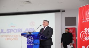 Okul Sporları Değerlendirme toplantısı yapıldı