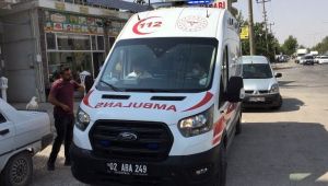 Otomobil ile motosiklet çarpıştı: 1 yaralı - Videolu Haber