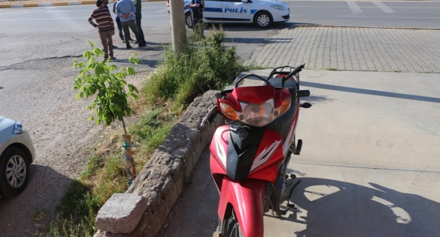 Otomobil İle Motosiklet Çarpıştı: 1 Yaralı