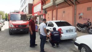 Otomobildeki gaz sızıntısı paniğe neden oldu - Videolu Haber