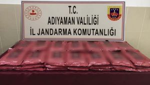 Otomobildeki kaçak nargile tütüne 1 gözaltı