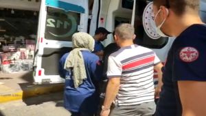 Otomobilin çarptığı bisiklet sürücüsü yaralandı - Videolu Haber