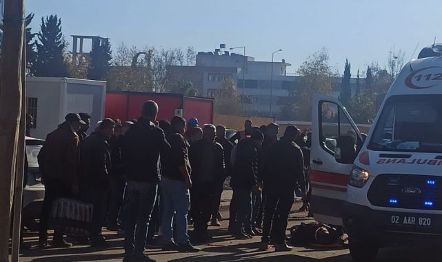 Otomobilin Çarptığı Motosiklet Sürücüsü Yaralandı