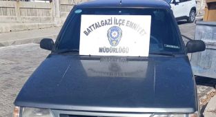 Otomobiline bindirdiği şüpheli tarafından gasp edildi