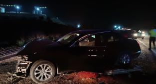 Otomobillerin karıştığı kazada sürücüler yaralandı