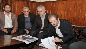 Oturakçı Pazarı Restorasyon Projesi Esnafla Paylaşıldı