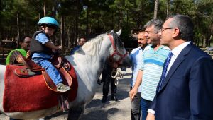 Özel Gereksinimli Bireyler İçin Atla Tedavi Uygulaması Başladı