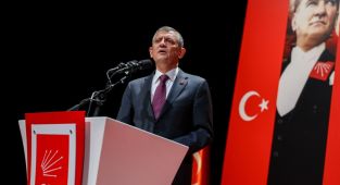 Özgür Özel: ‘Terör örgütünün silah bırakma adımını memnuniyetle karşılıyoruz’