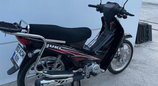Park halindeki motosikleti çaldılar