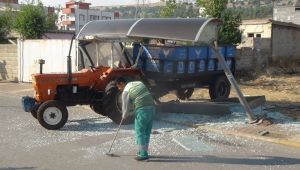 Park Halindeki Traktör Durağa Girdi: 1 Yaralı - Videolu Haber