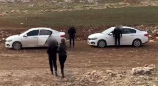 PKK’nın kaçırarak örgüt üyesi yaptığı kadın terörist teslim oldu