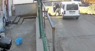Polis kaçan şüpheliyi havaya ateş ederek durdurdu - Videolu Haber