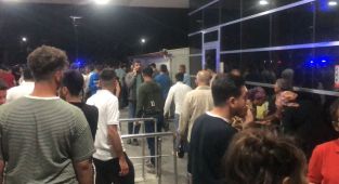 Polisler arası çatışmada yaralanan 2 polis şehit oldu - Videolu Haber