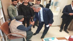 Rektör Turgut’tan Hastalara Geçmiş Olsun Ziyareti