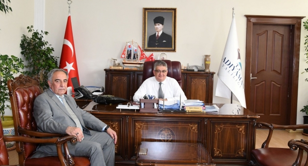Rektör Turgut’tan Vali Aykut Pekmez’e Ziyaret