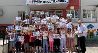 Rotary’den çocuklara karne hediyesi