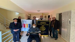 Rotary Klübü, bedensel engelli yaşlı adamı özgürlüğüne kavuşturdu
