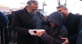 Sabah namazında buluştular