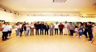 SANKO’da, Anneler ve Çocuklar temalı resim sergisi açıldı