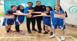 SANKO Okulları basketbol takımı namağlup şampiyon oldu