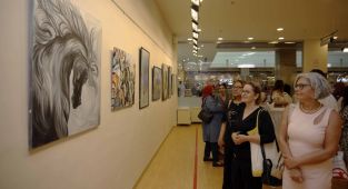 SANKO Sanat Galerisi’nde ‘Atlar’ temalı resim sergisi
