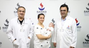 SANKO Üniversitesi Hastanesinde bebeğe kalp ameliyatı yapıldı
