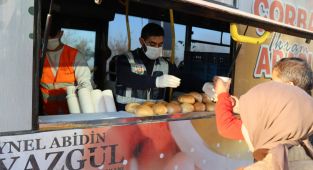 Şanlıurfa'da çorba ikramı başladı - Videolu Haber