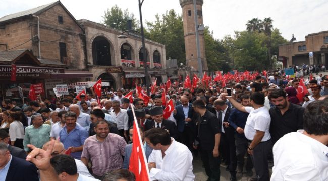Şanlıurfa Teröre Karşı Tek Yürek Oldu