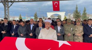 Şehit Akıncı gözyaşları arasında Adıyaman Şehitliği’ne defnedildi - Videolu Haber