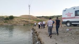 Serinlemek için girdiği suda boğuldu - Videolu Haber