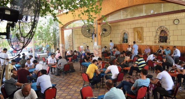 Sıcaktan Bunalan Adıyamanlılar Park Ve Kafelere Akın Etti - Videolu Haber