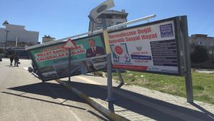 Şiddetli rüzgâr Adıyaman’da hayatı olumsuz etkiledi