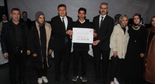 Siyer yarışması finalistleri ödüllerini aldı